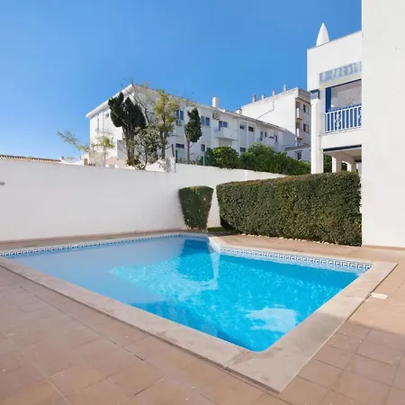 Apartament T2 Perniciario *