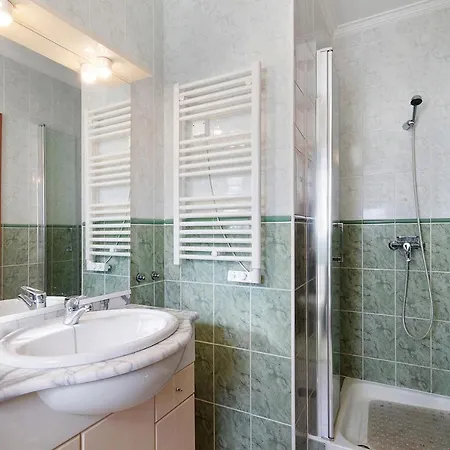 Apartamento T2 Perniciario *