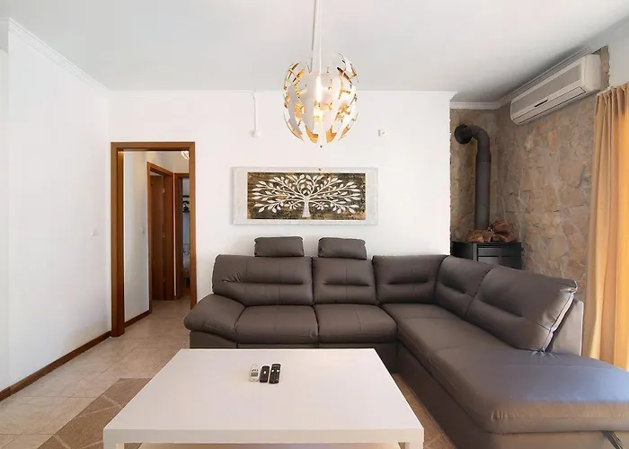 Appartamento T2 Perniciario