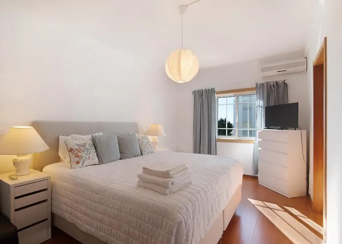 T2 Perniciario Apartment Albufeira